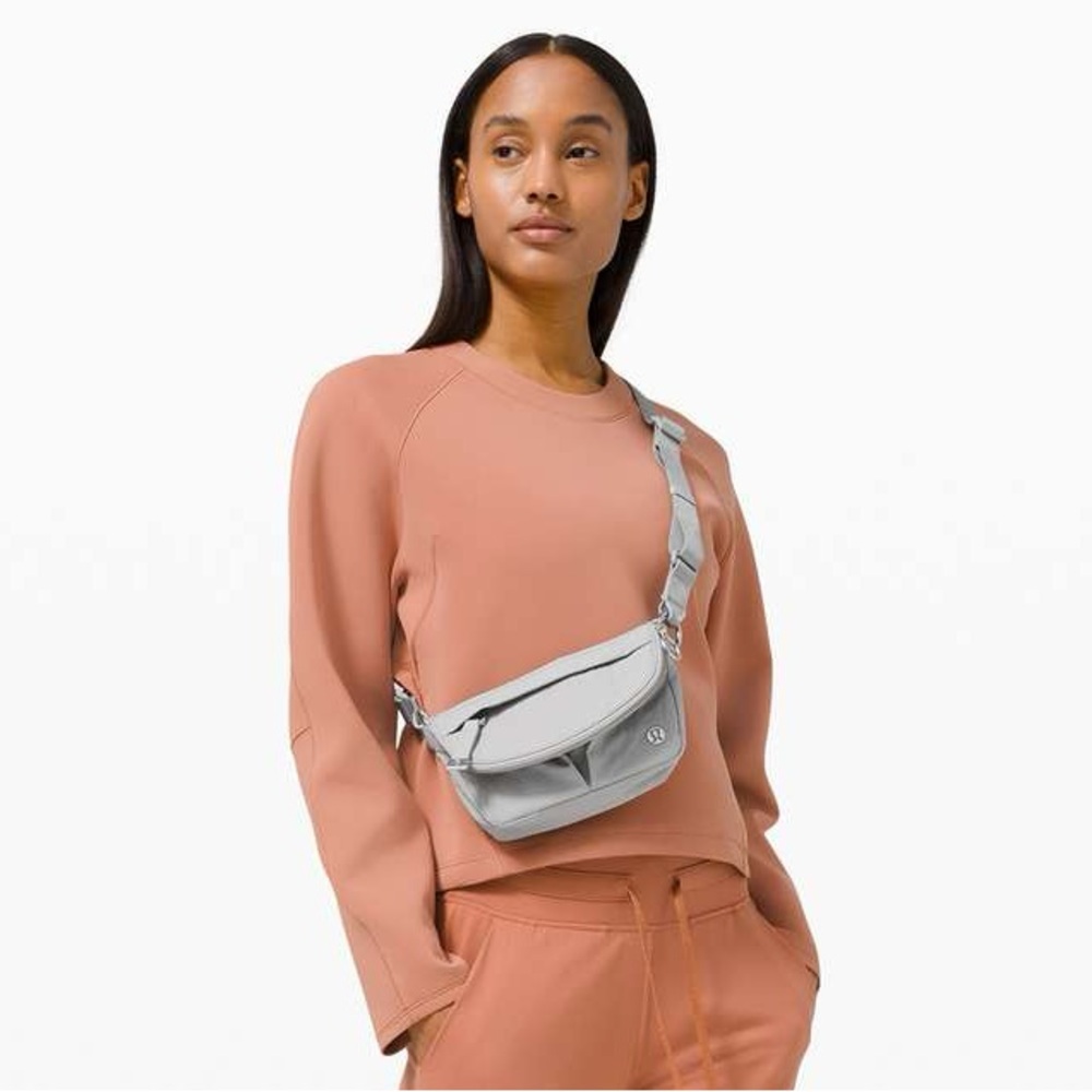 Lululemon All Night Festival Bag *Micro Silver Drop Crossbody Bag